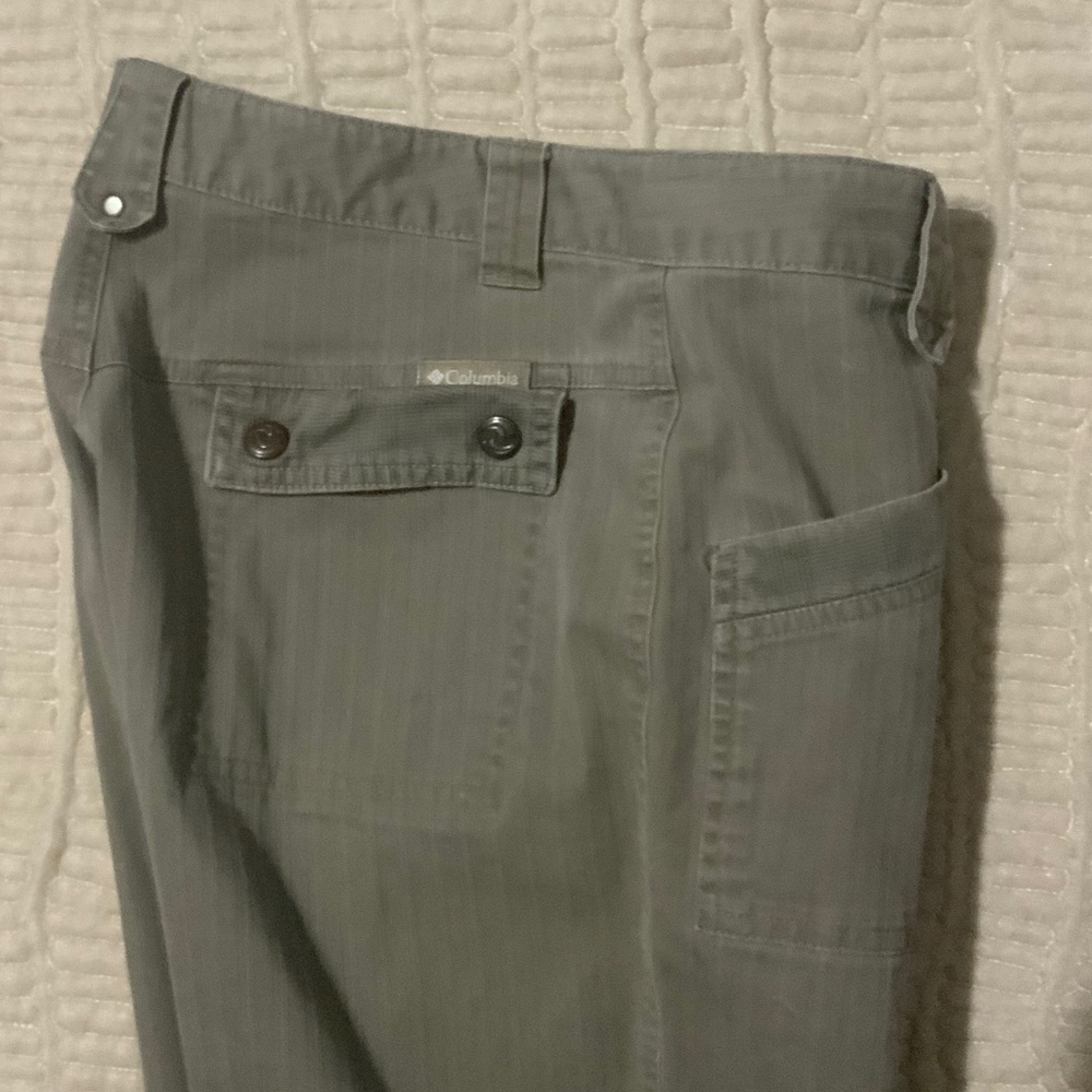 Columbia Women's Olive Pants - Picture 9 of 12